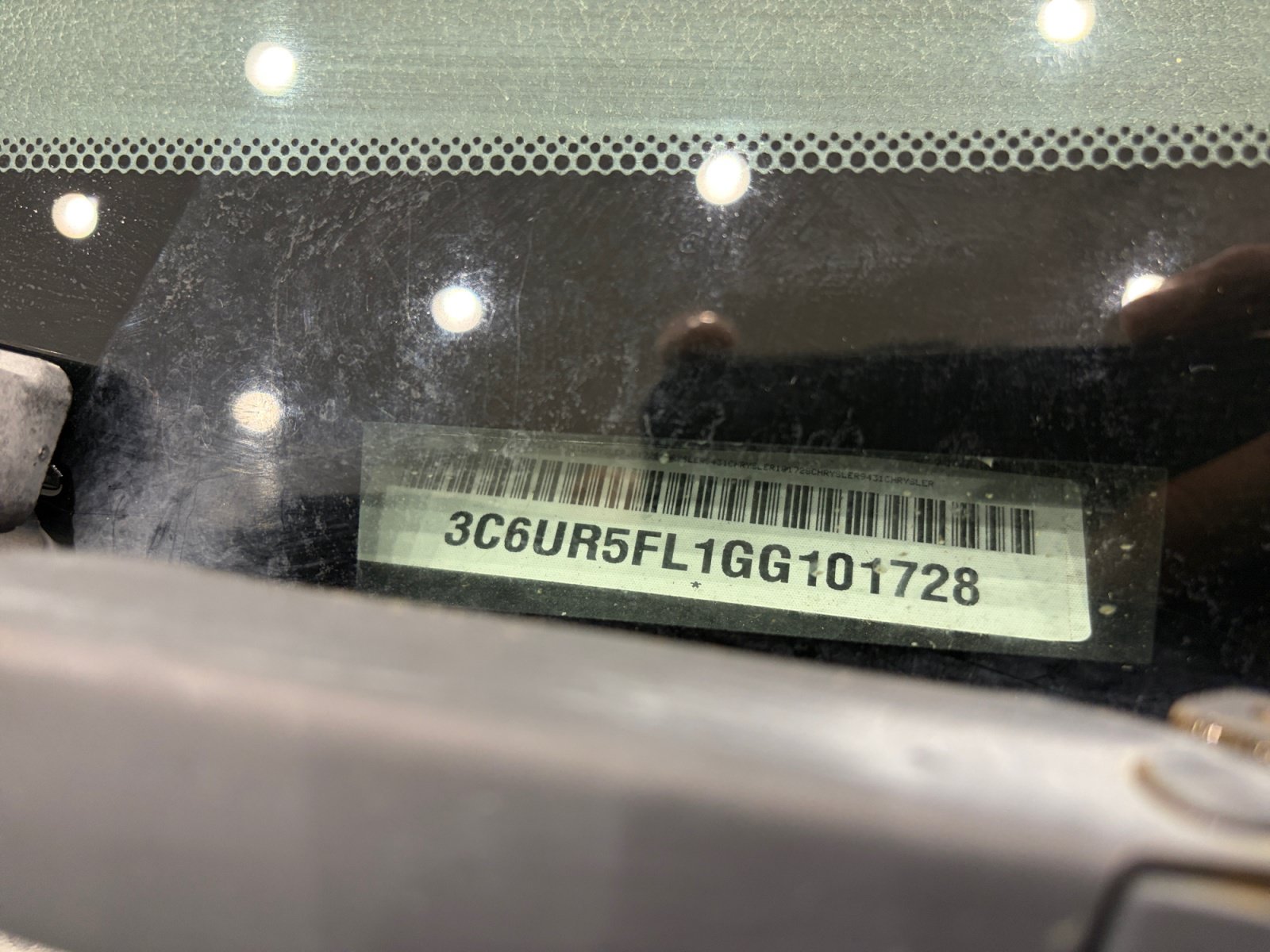 Used 2016 RAM 2500 Laramie w/ Convenience Group AWD/4WD image 34