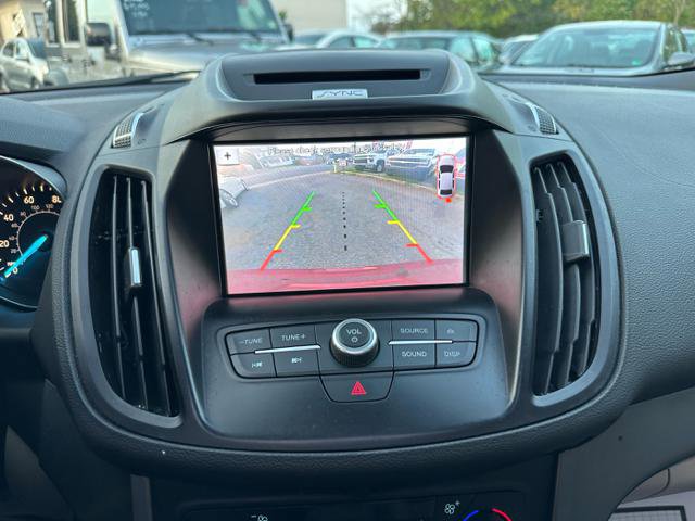 Used 2017 Ford Escape SE w/ SE Leather Comfort Package image 20