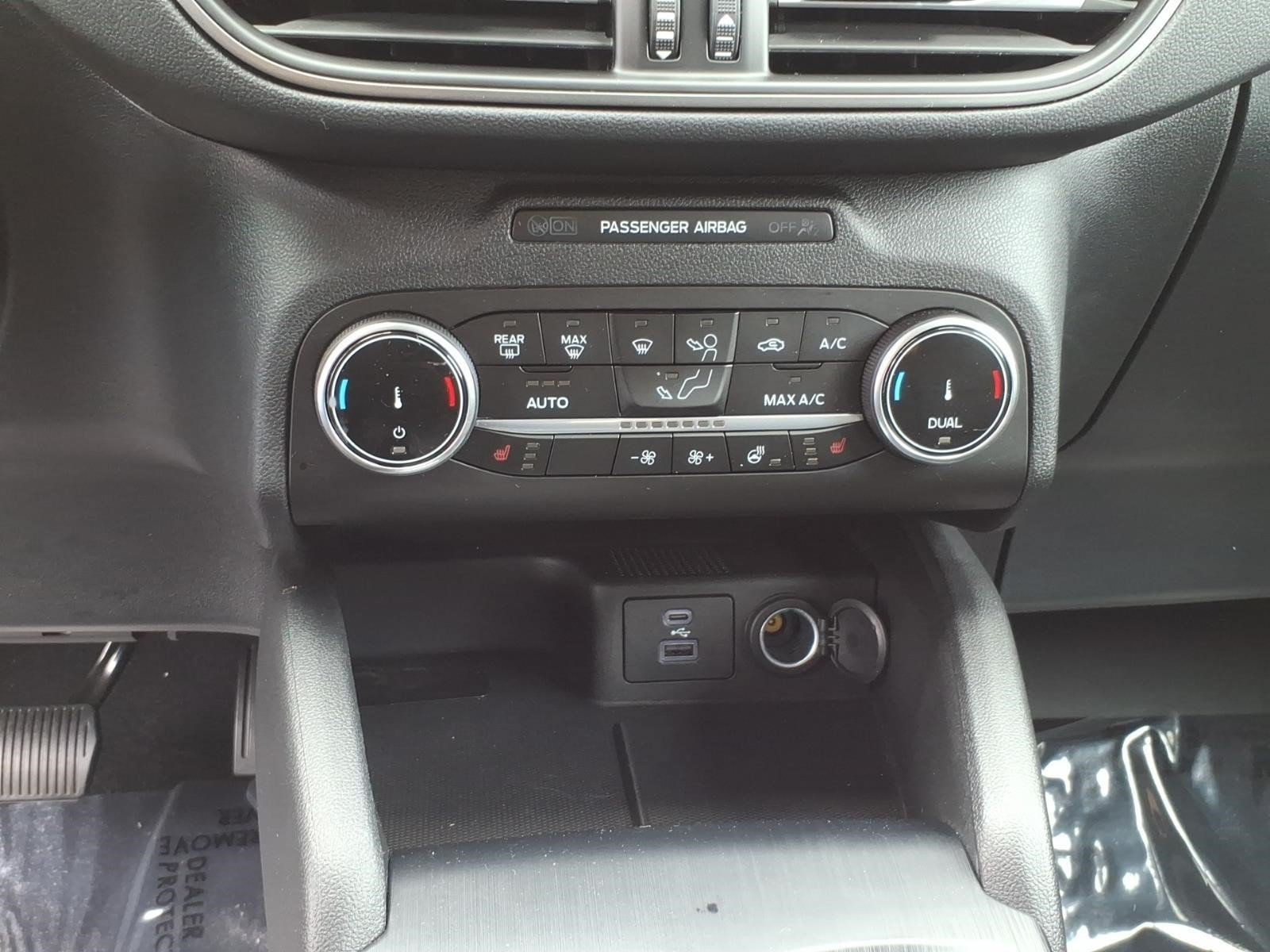 Used 2023 Ford Escape Active AWD/4WD image 18
