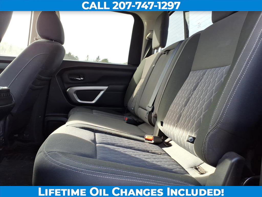 Used 2021 Nissan Titan SV w/ SV Convenience Package image 13