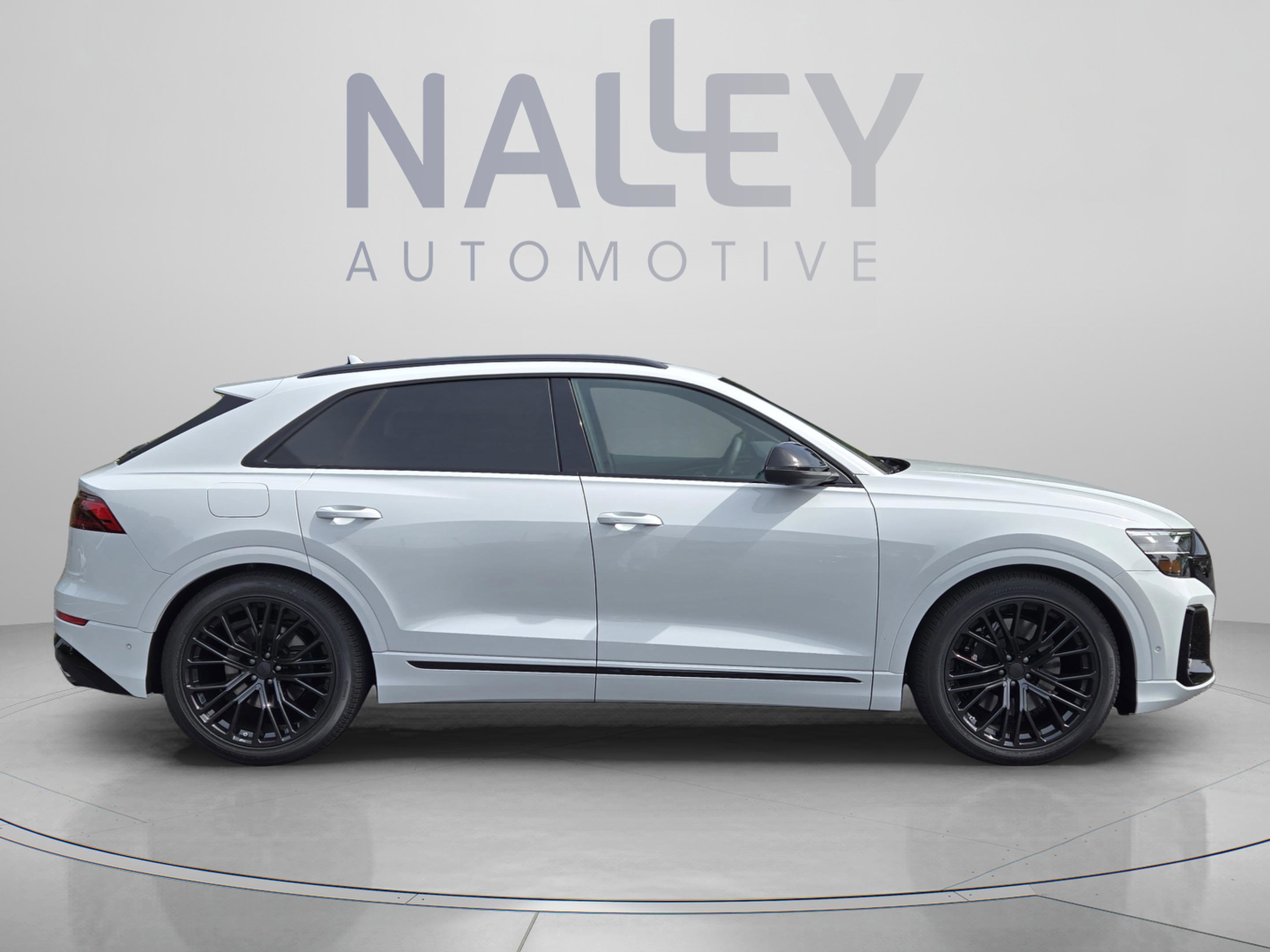 New 2026 Audi SQ8 Premium Plus AWD/4WD image 6