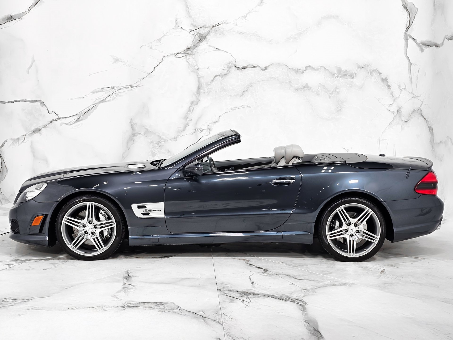 Used 2012 Mercedes-Benz SL 63 AMG image 10
