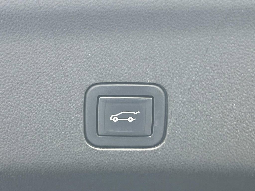 Certified 2023 Cadillac Escalade Sport w/ Touring Package image 13