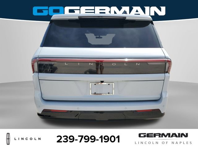 New 2025 Lincoln Navigator L Black Label AWD/4WD image 9