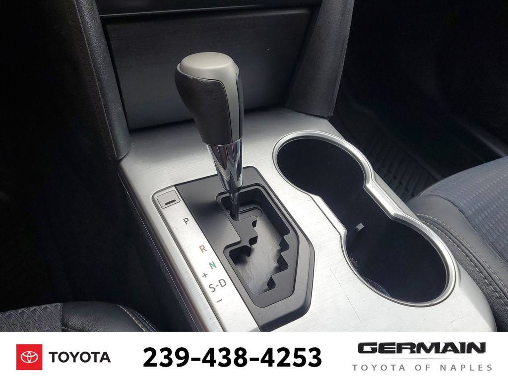 Used 2013 Toyota Camry SE FWD image 27