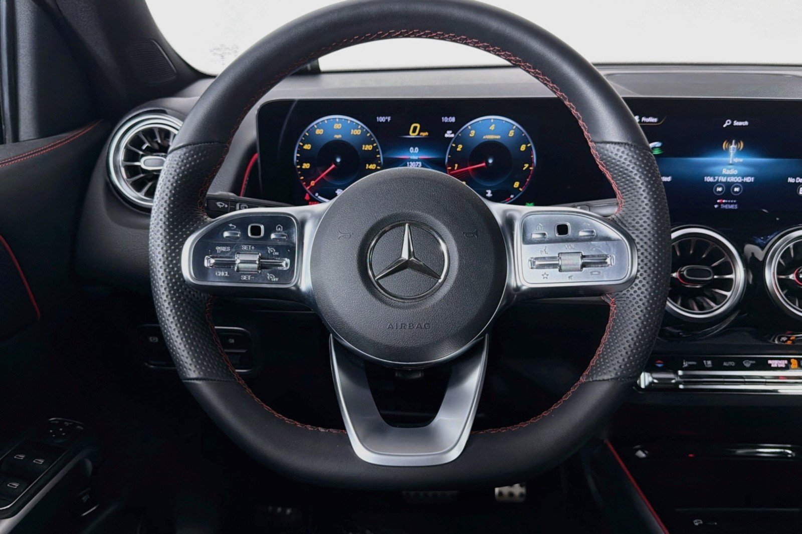 Used 2023 Mercedes-Benz GLB 250 4MATIC image 20
