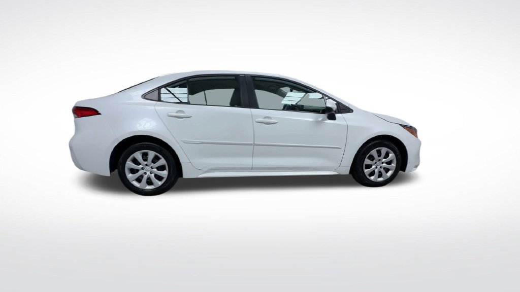 Certified 2024 Toyota Corolla LE FWD image 10