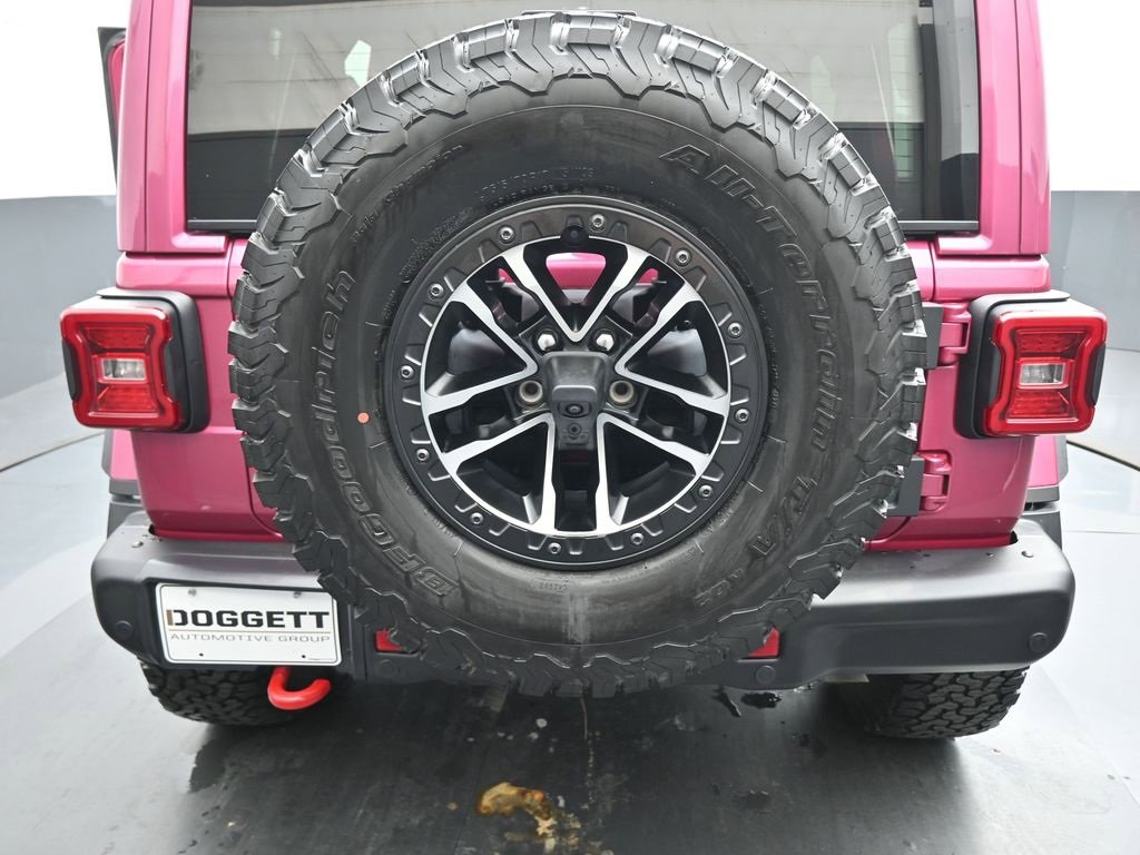 Used 2024 Jeep Wrangler Unlimited Rubicon image 12
