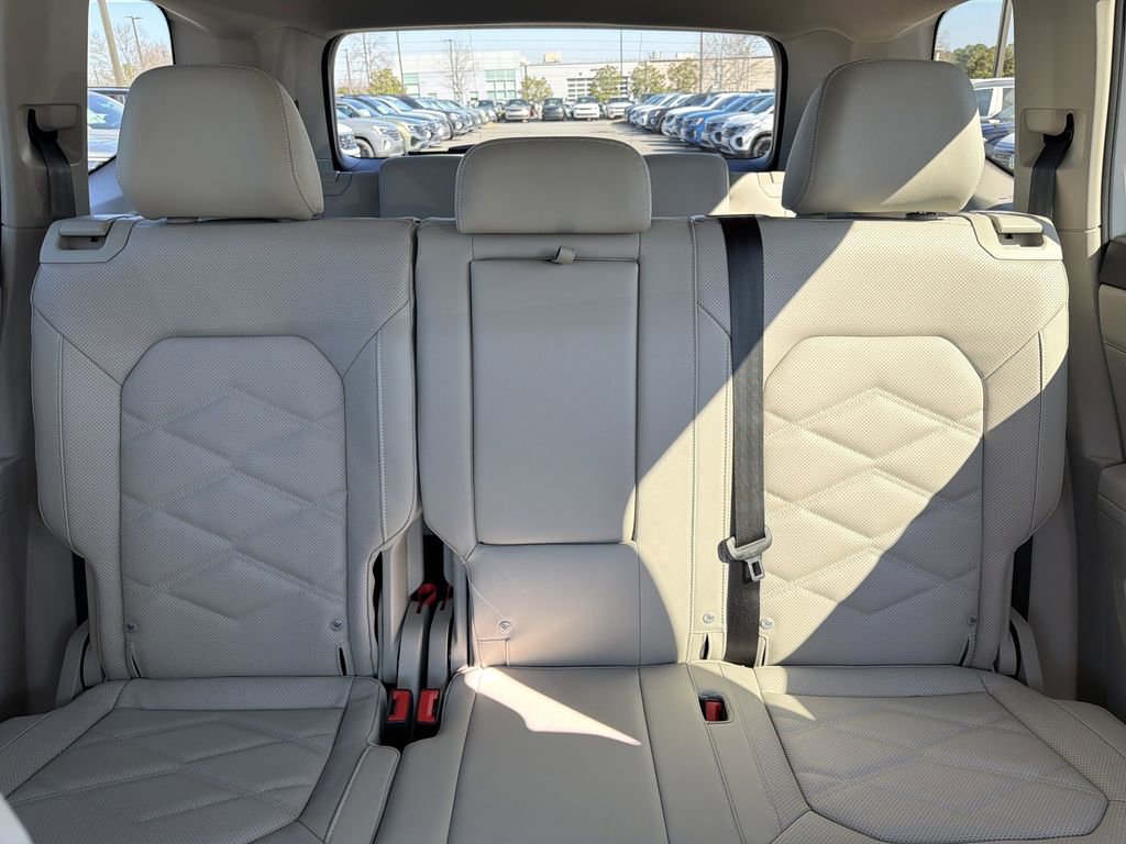 New 2026 Volkswagen Atlas SE image 32