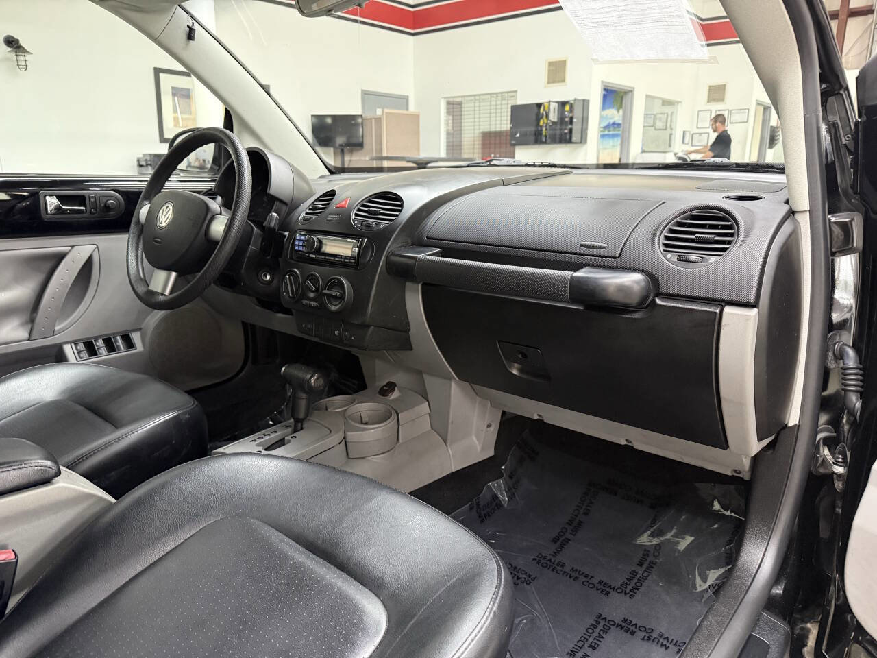 Used 2005 Volkswagen Beetle GLS FWD image 14