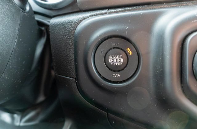 Used 2022 Jeep Gladiator Sport AWD/4WD image 21
