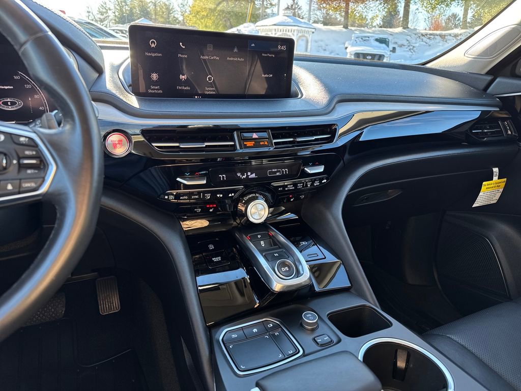 Used 2024 Acura MDX SH-AWD w/ Technology Package image 17