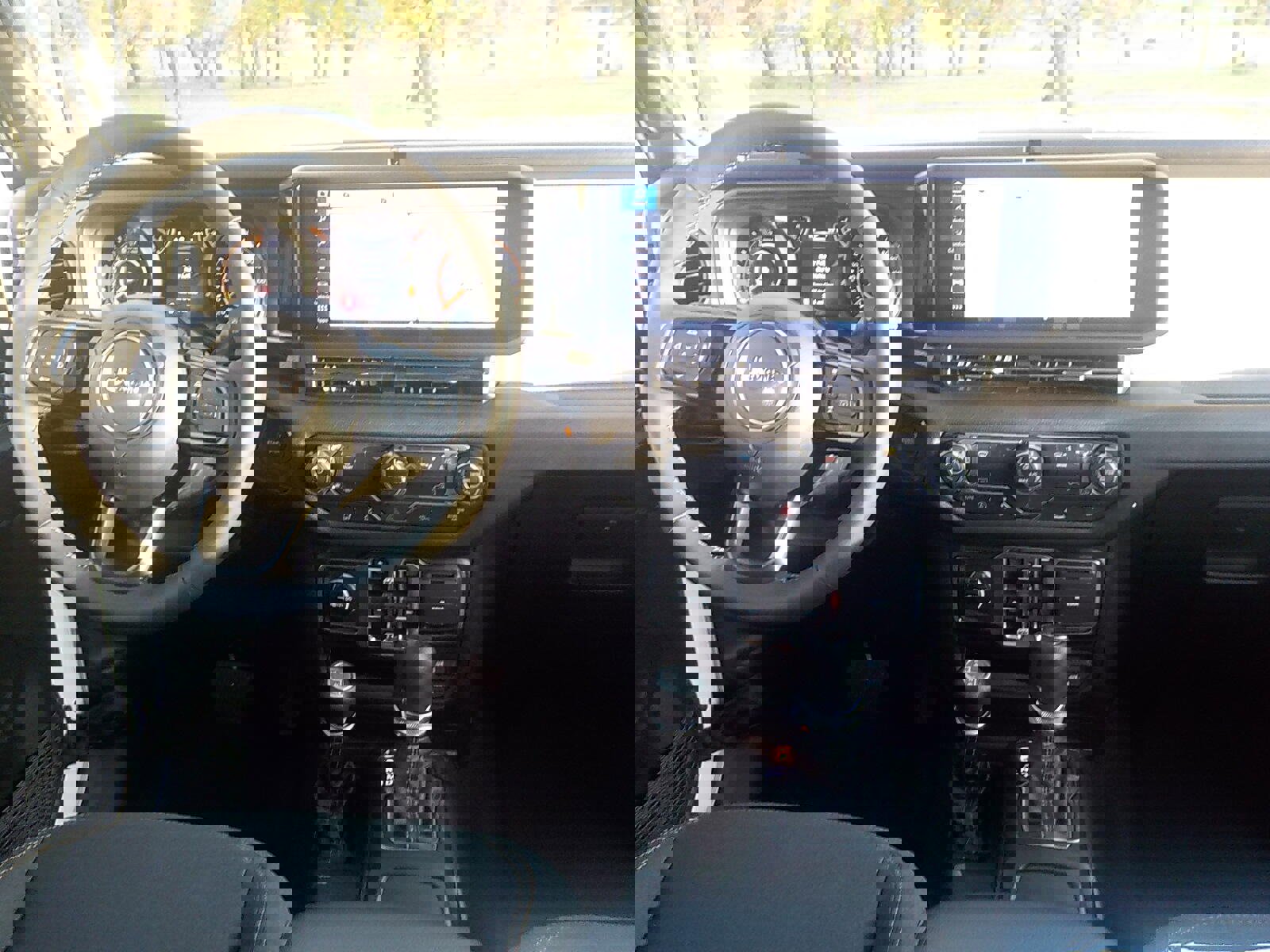 New 2026 Jeep Gladiator Sport image 15