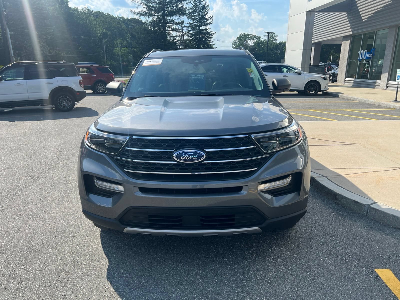 Certified 2024 Ford Explorer XLT w/ Equipment Group 202A AWD/4WD image 2