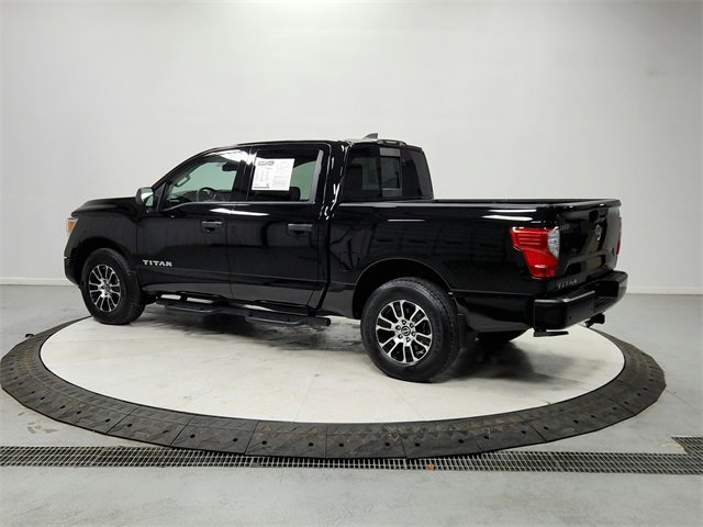 Used 2024 Nissan Titan SV w/ Accessory Utility Package image 5