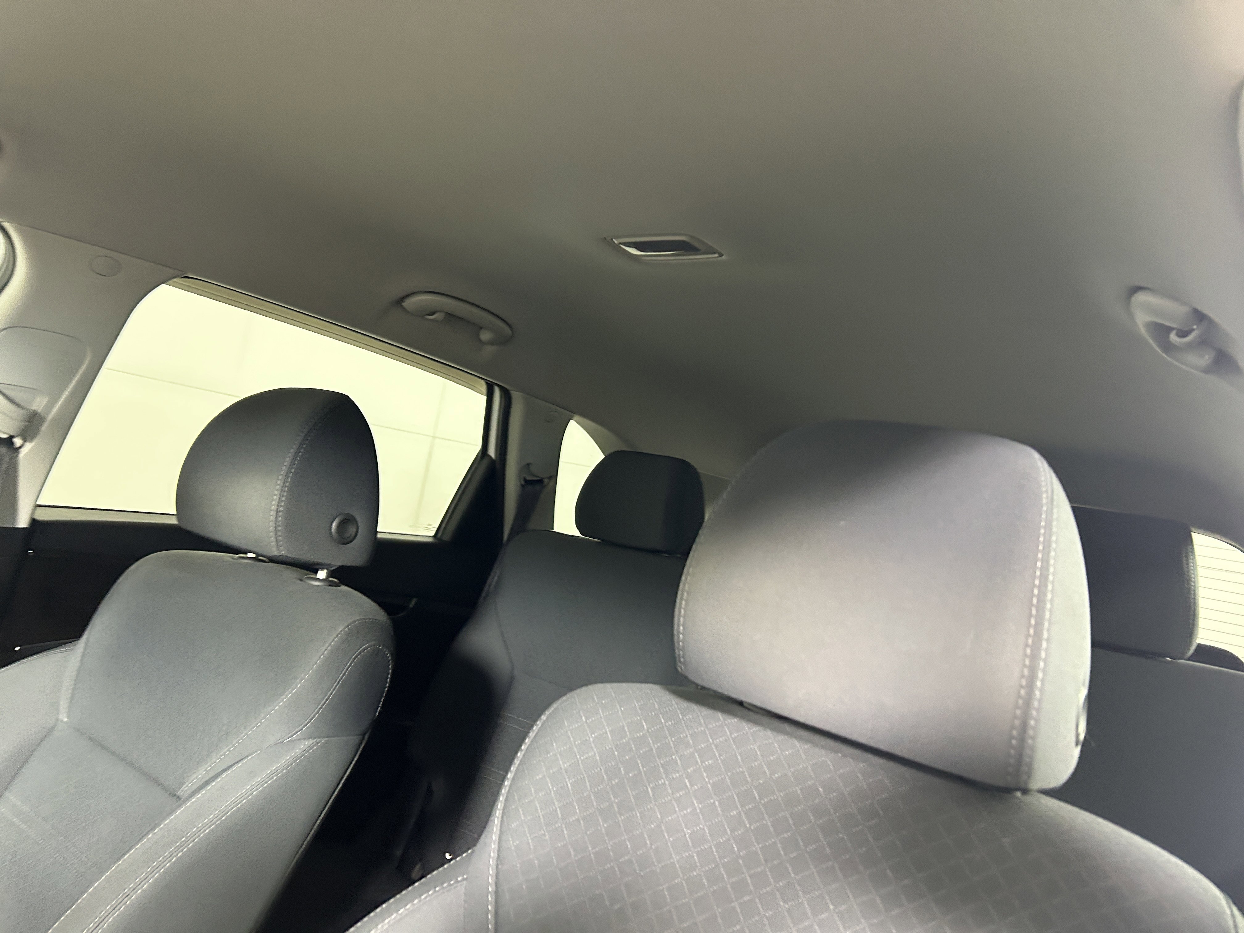 Used 2019 Kia Sorento AWD image 12