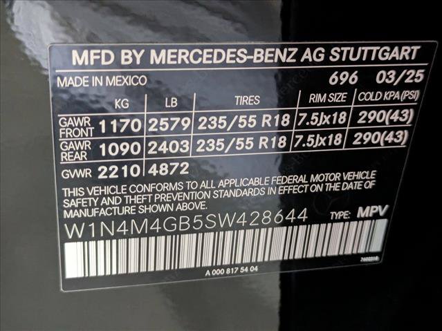Used 2025 Mercedes-Benz GLB 250 image 27