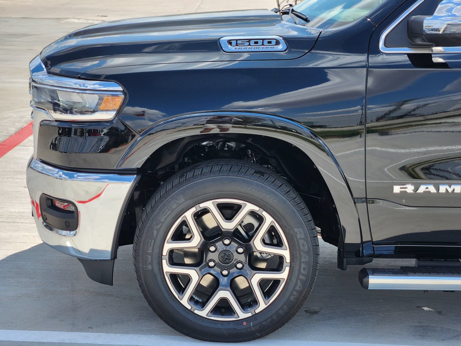 New 2026 RAM 1500 Laramie w/ Chrome Appearance Group AWD/4WD image 10