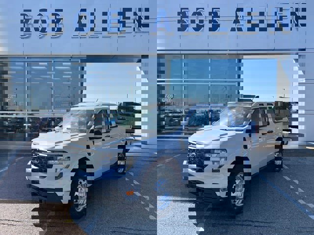 New 2025 Ford Maverick XL w/ Equipment Group 102A