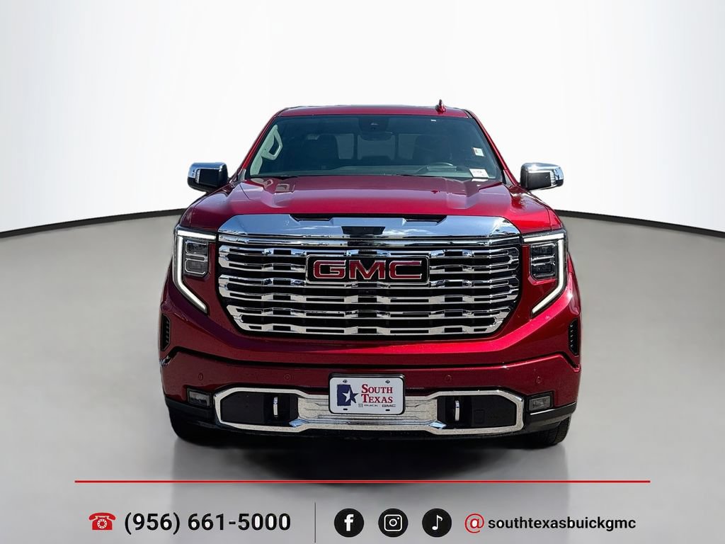 Used 2024 GMC Sierra 1500 Denali w/ Technology Package AWD/4WD image 2