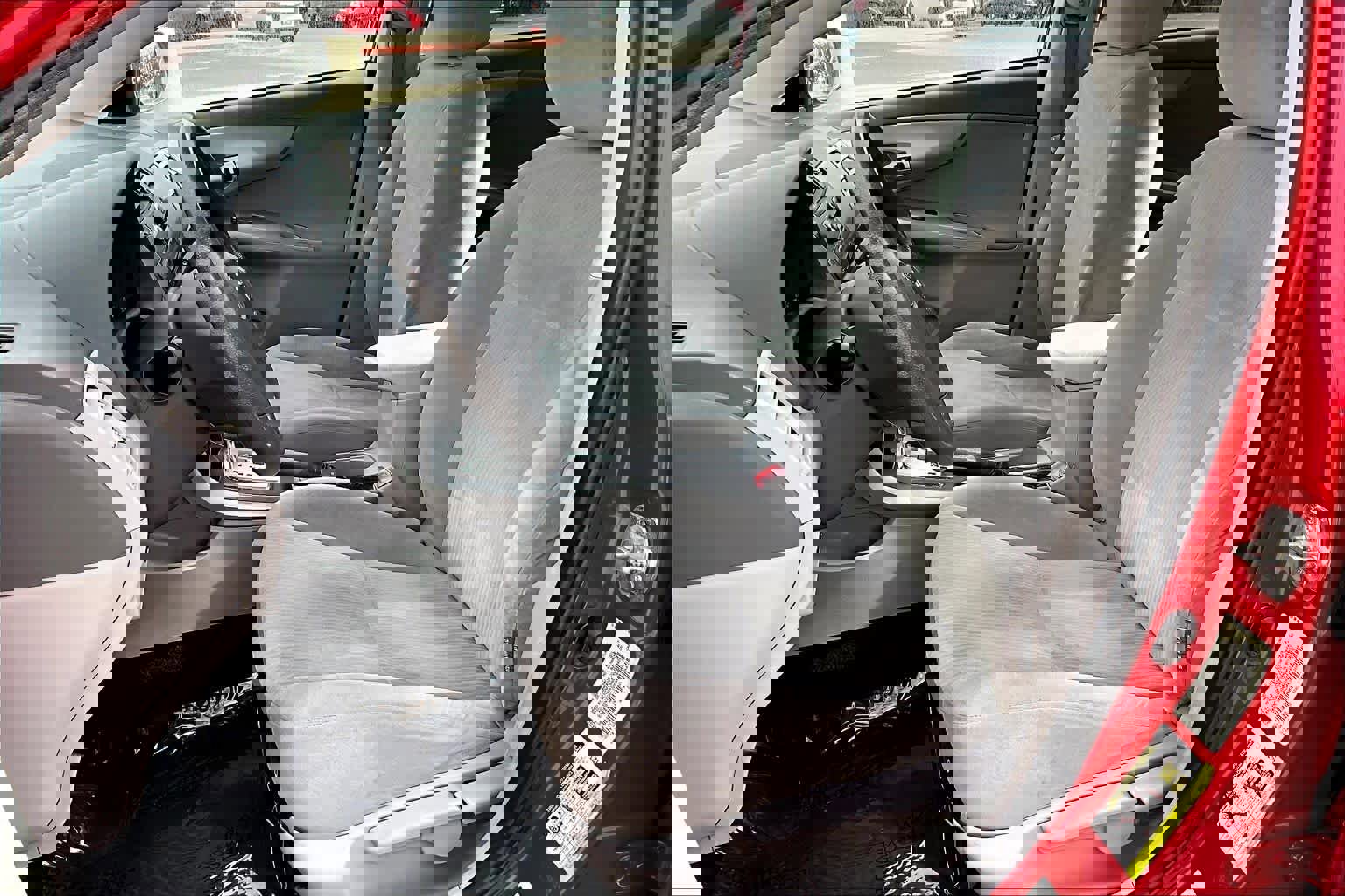 Used 2010 Toyota Corolla image 7