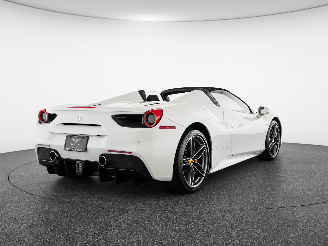 Used 2019 Ferrari 488 Spider RWD image 6