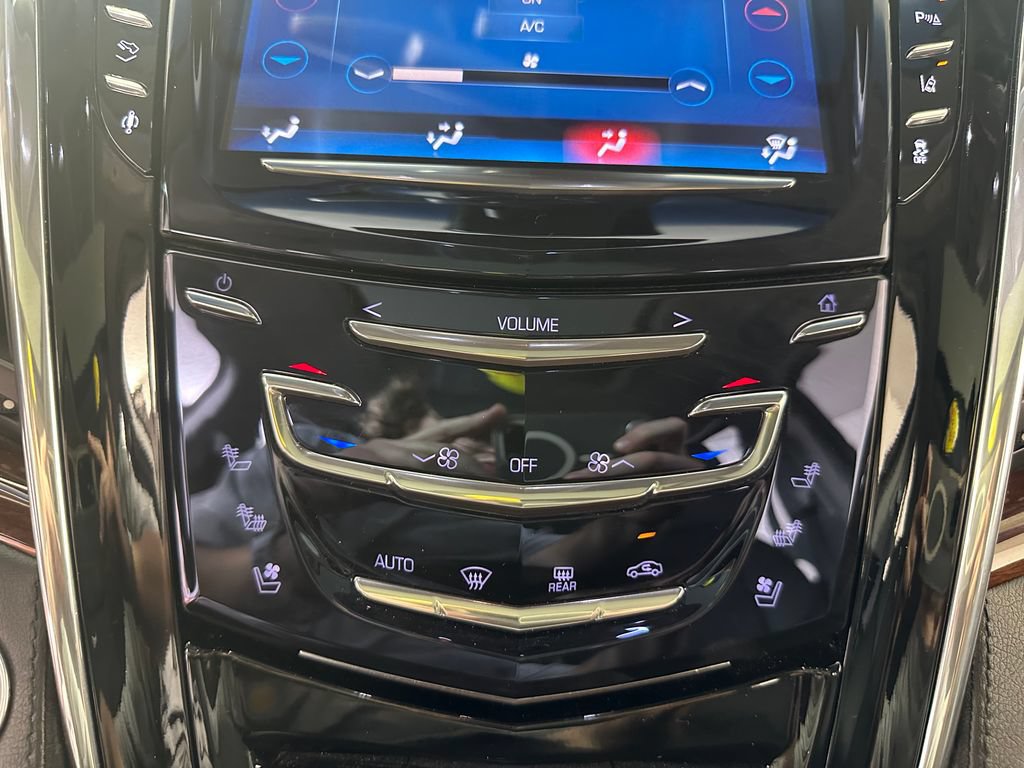 Used 2015 Cadillac Escalade Premium AWD/4WD image 37