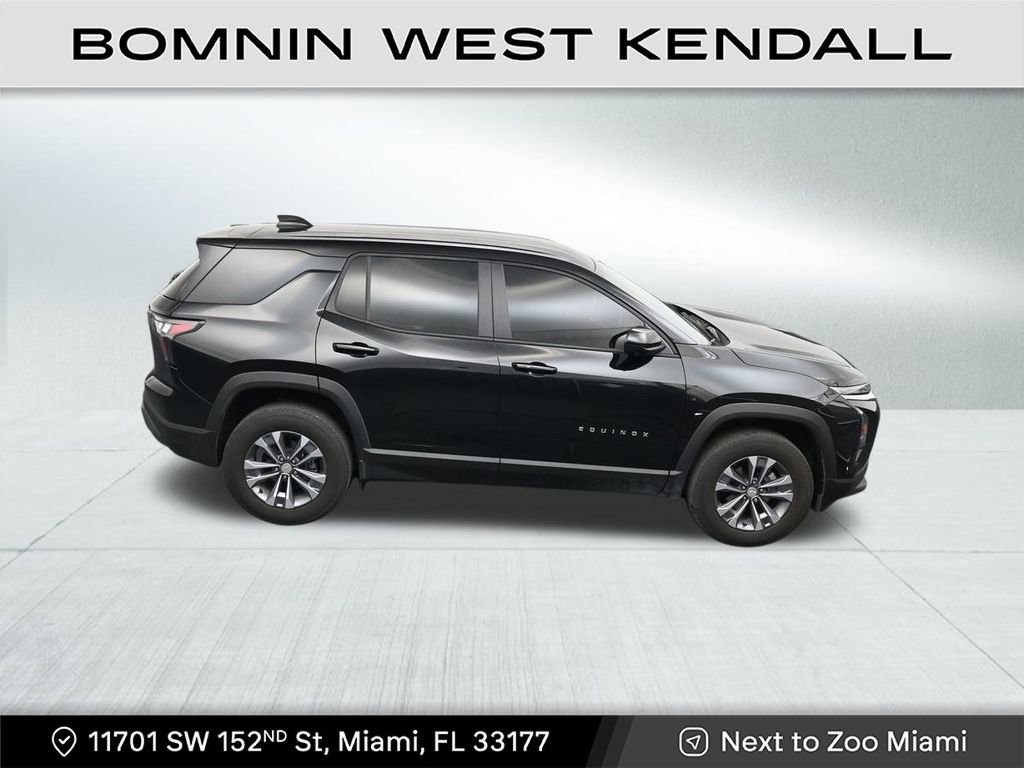 Used 2025 Chevrolet Equinox LT w/ Safety and Technology Package image 18