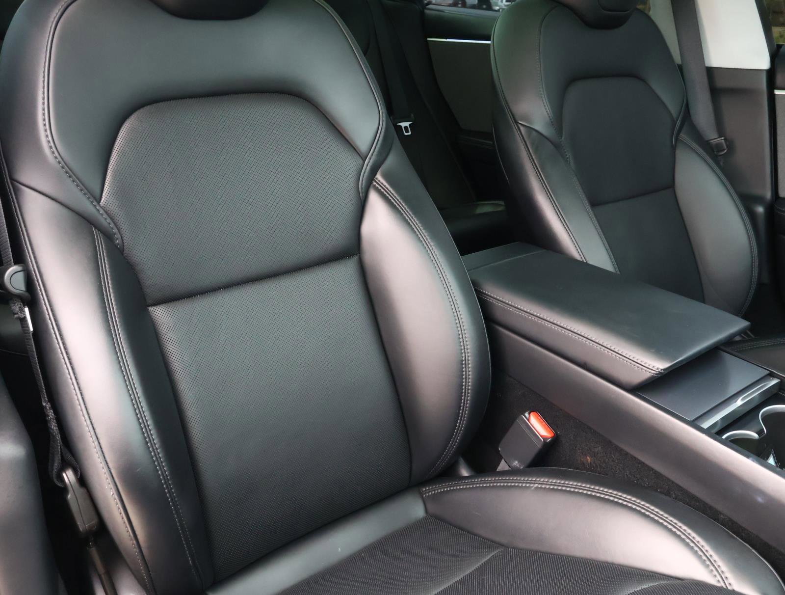 Used 2025 Tesla Model 3 Long Range RWD image 17