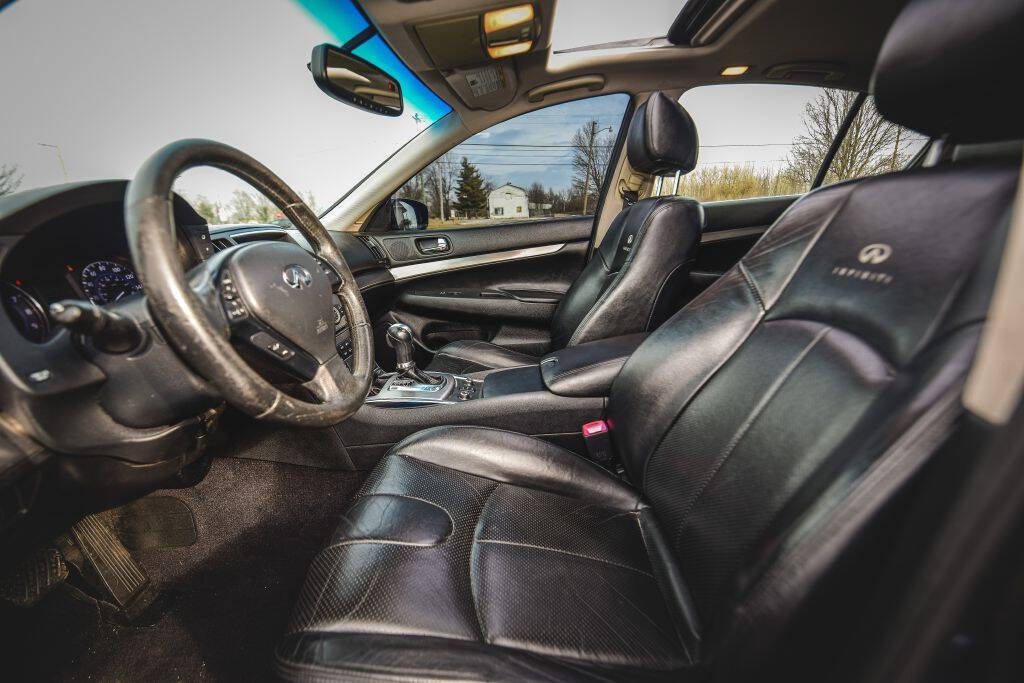 Used 2011 INFINITI G25 x w/ Moonroof Pkg AWD/4WD image 24