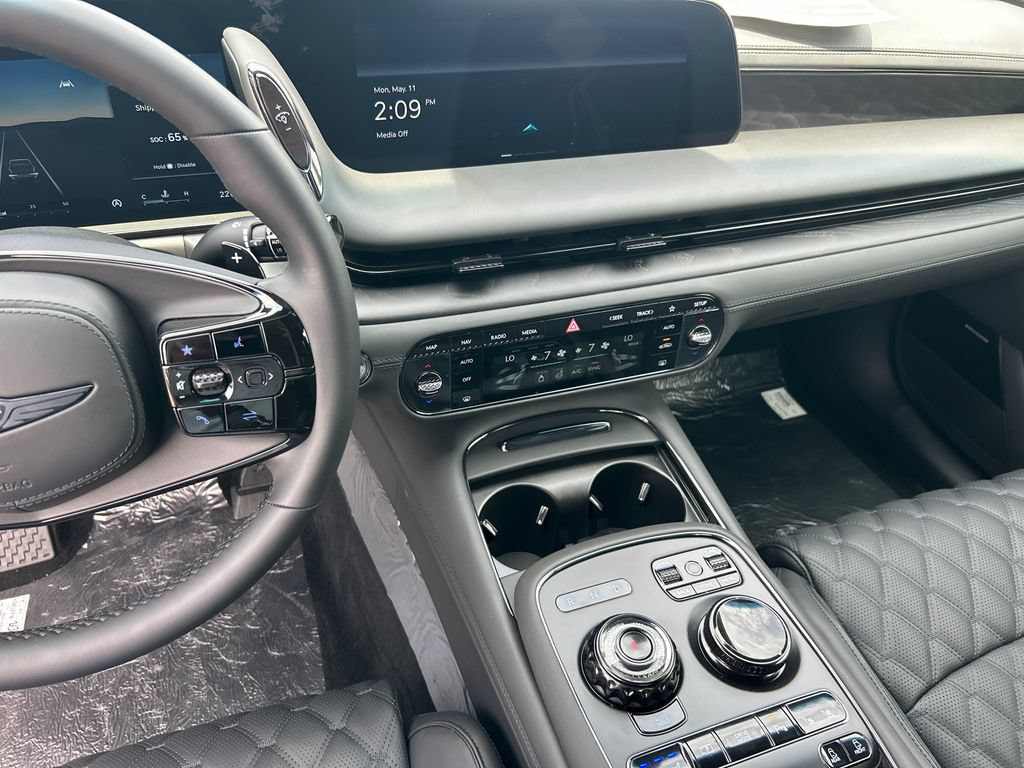 New 2026 Genesis G90 3.5T Prestige AWD/4WD image 32