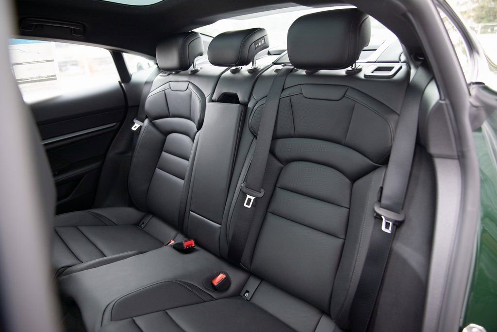 New 2026 Porsche Taycan image 18