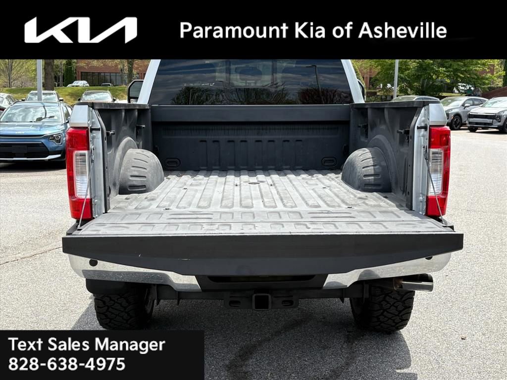 Used 2019 Ford F350 Lariat w/ Chrome Package AWD/4WD image 29