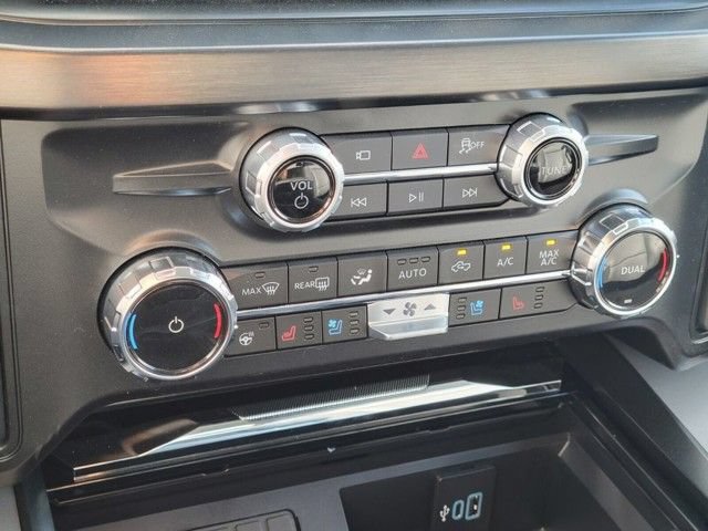 New 2026 Ford F250 Lariat w/ FX4 Off-Road Package AWD/4WD image 18
