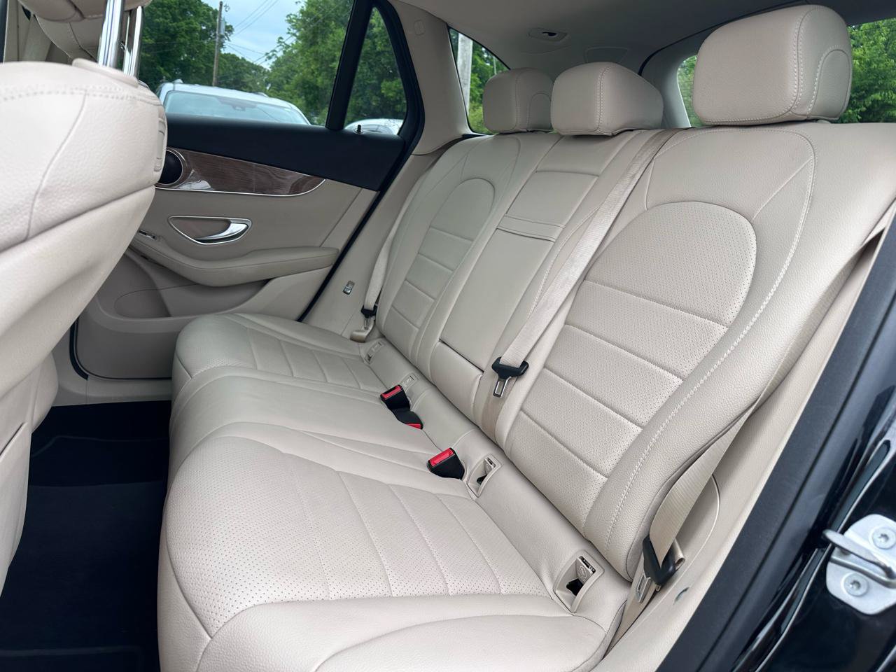 Used 2018 Mercedes-Benz GLC 300 image 15