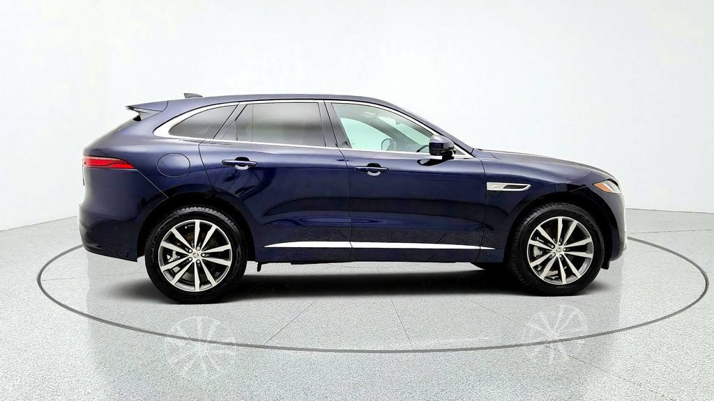 Used 2025 Jaguar F-PACE R-Dynamic S AWD/4WD image 4