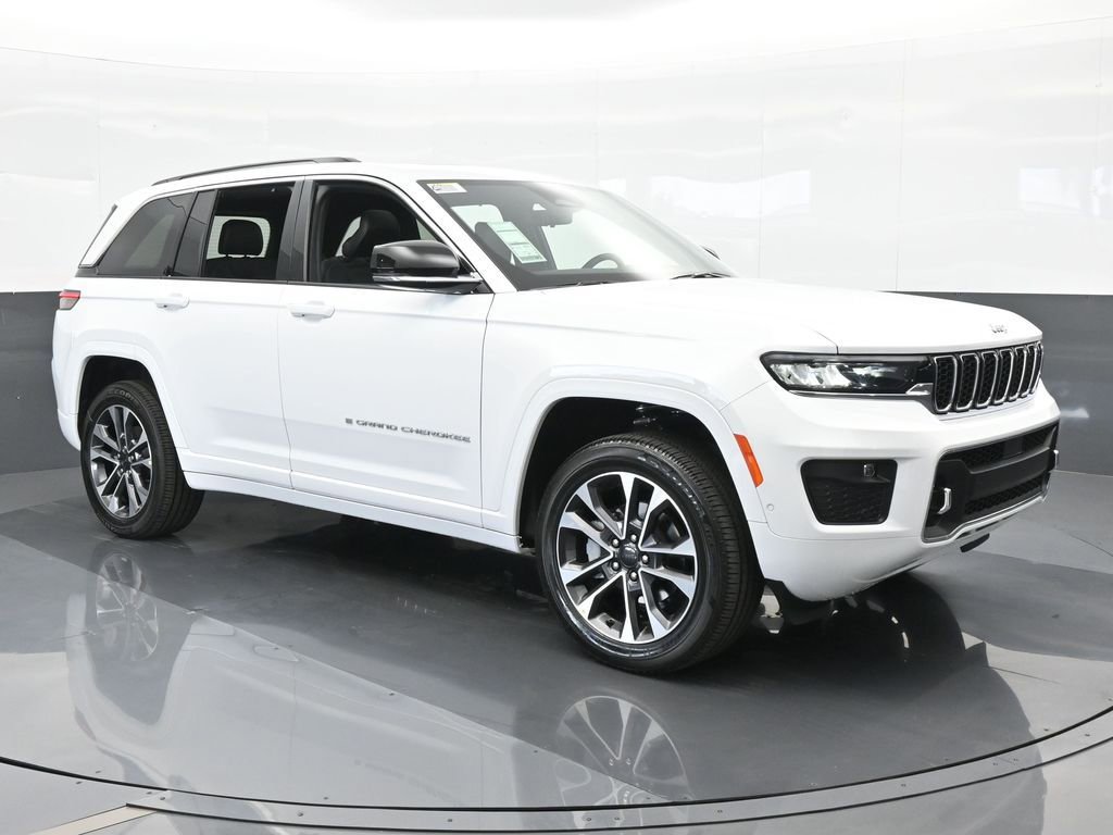 Used 2024 Jeep Grand Cherokee Overland w/ Luxury Tech Group IV image 8