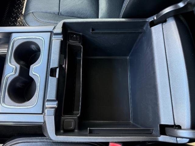 Used 2018 Chevrolet Silverado 1500 LT w/ All Star Edition AWD/4WD image 33