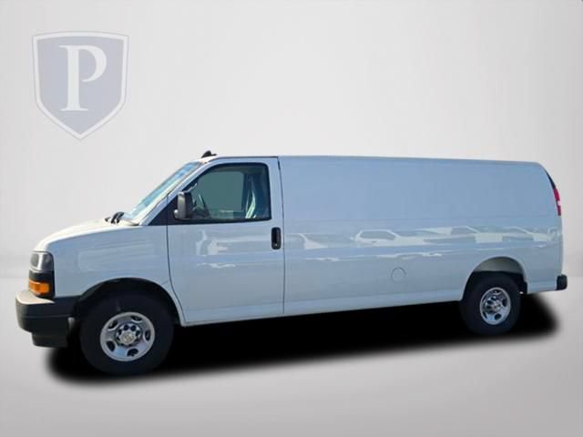 New 2025 Chevrolet Express 2500 Extended w/ Driver Convenience Package RWD image 10