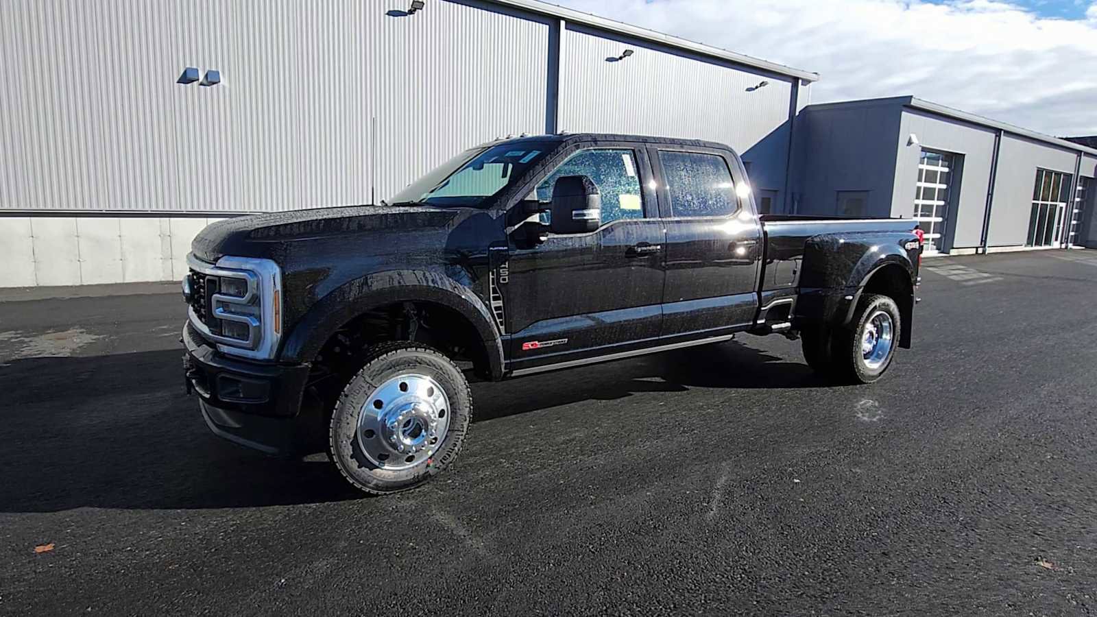 New 2026 Ford F450 Platinum image 4