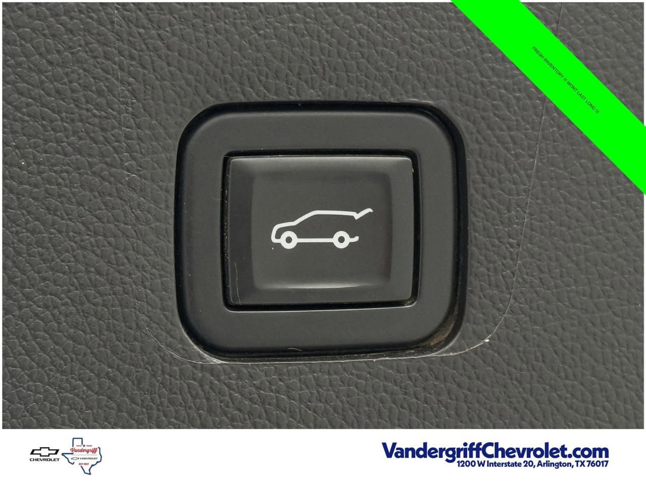 Used 2020 Chevrolet Traverse LT w/ Driver Confidence II Package AWD/4WD image 25