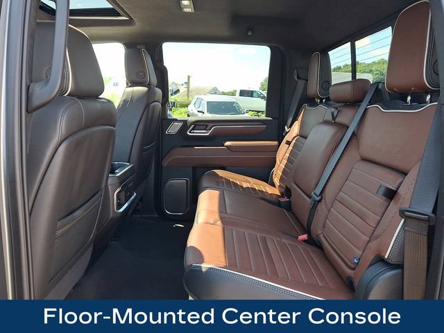 Used 2025 GMC Sierra 2500 Denali Ultimate w/ Snow Plow Prep/Camper Package AWD/4WD image 21