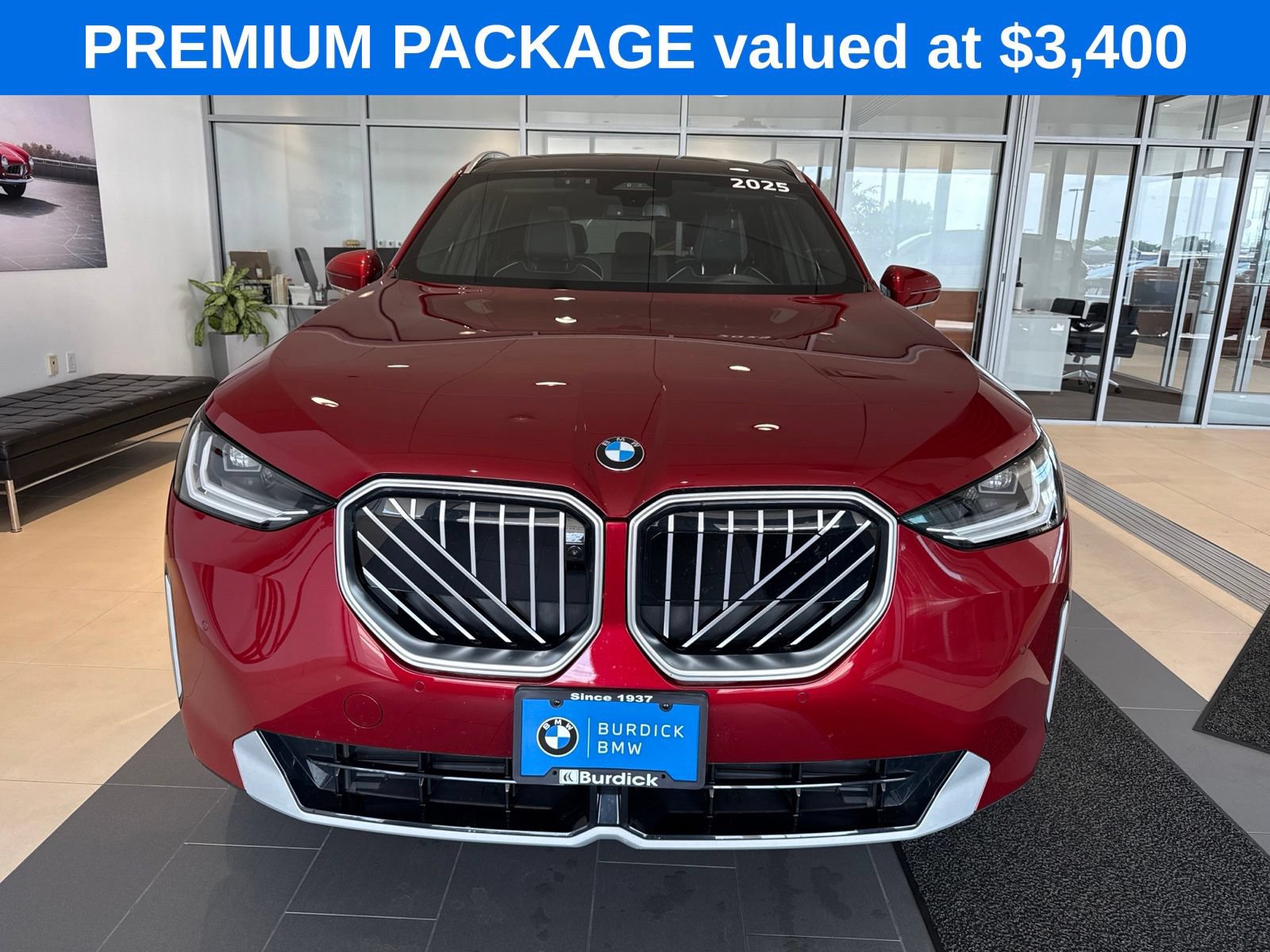 Used 2025 BMW X3 xDrive30i w/ Premium Package AWD/4WD image 2