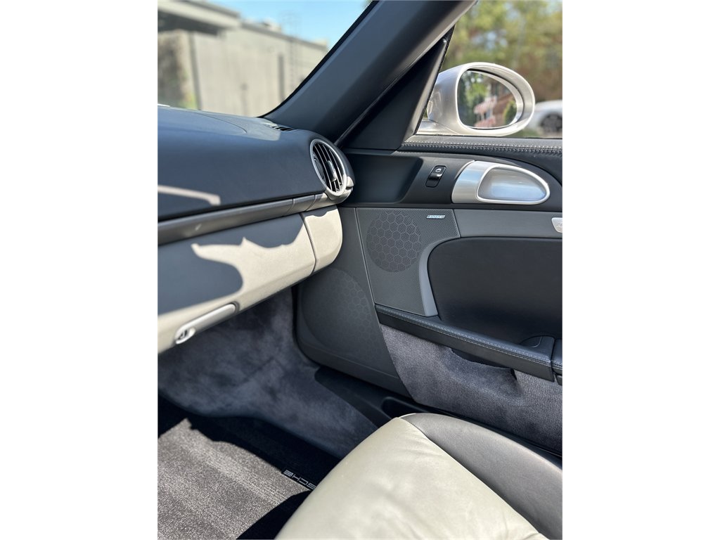 Used 2005 Porsche Boxster image 26