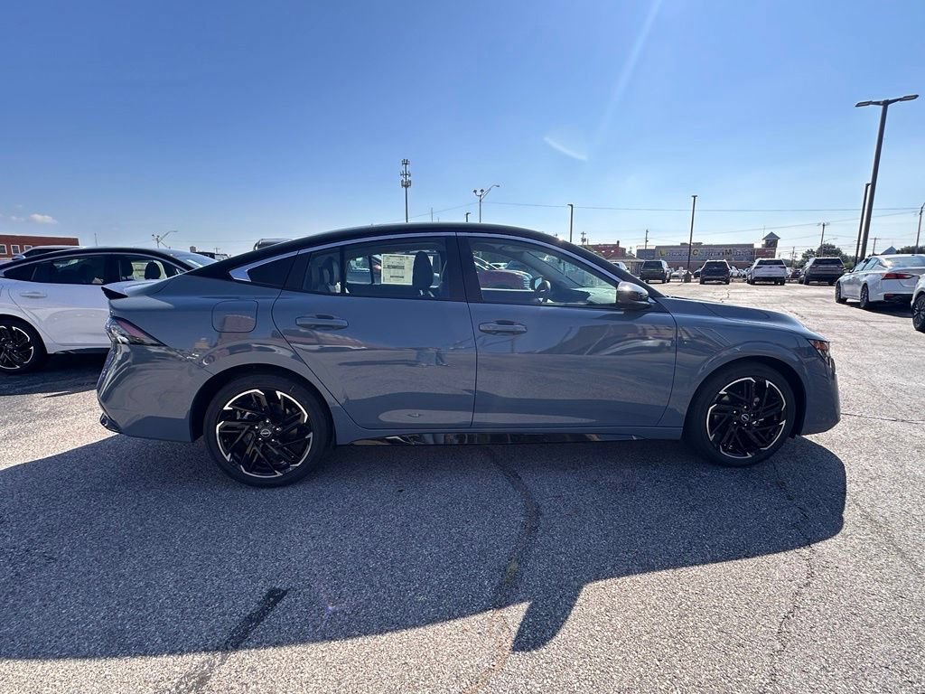 New 2026 Nissan Sentra SR w/ SR Premium Package FWD image 9