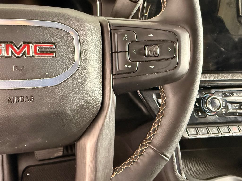 Used 2025 GMC Sierra 2500 AT4 w/ AT4 Preferred Package AWD/4WD image 23