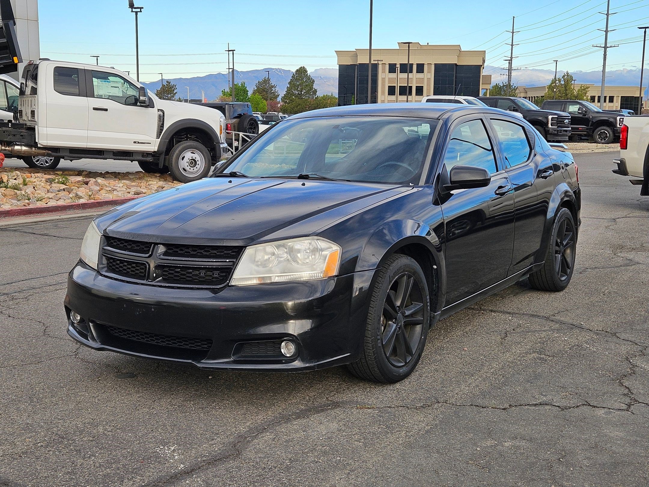 Used 2011 Dodge Avenger Heat FWD image 10