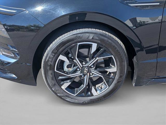 Used 2025 Hyundai Sonata SEL FWD image 21