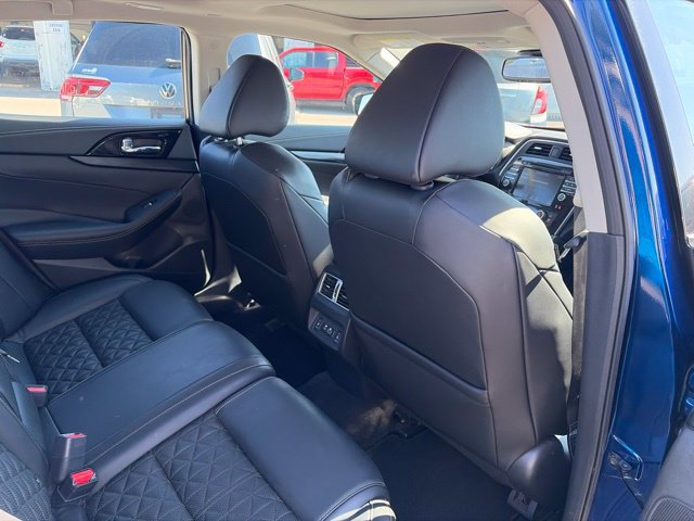 Used 2022 Nissan Maxima Platinum w/ Sport Mat Group FWD image 17