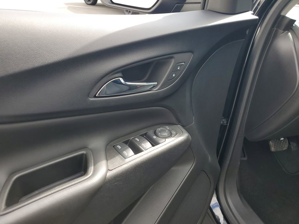 Used 2022 Chevrolet Equinox LT image 21